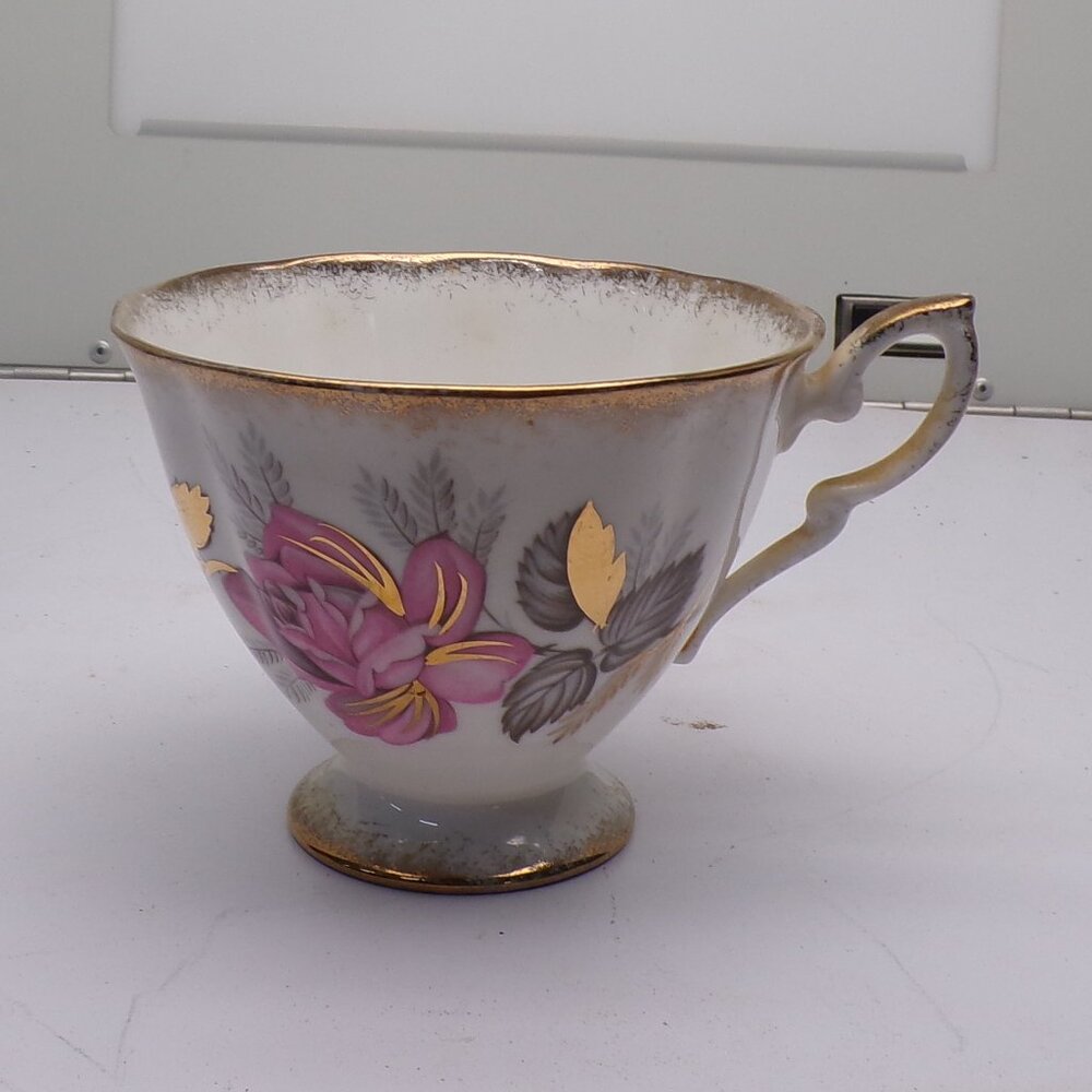 Royal Standard Bone China Teacup w/Floral Pattern